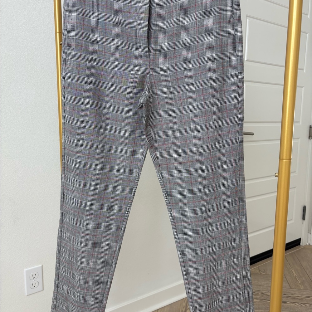 Women’s Gray Plaid Pants